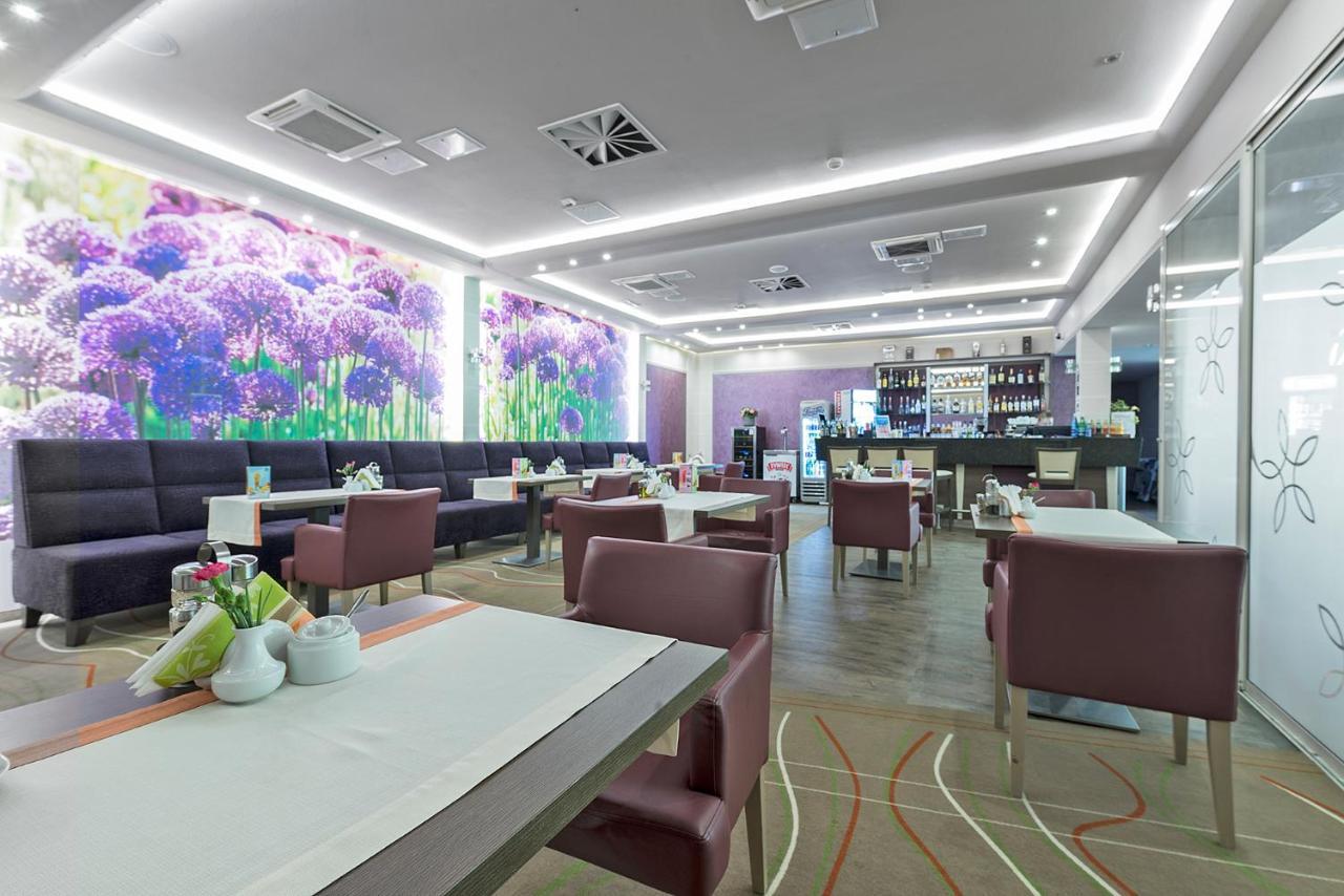 Hotel Olivia Medical Spa Skomielna Czarna Εξωτερικό φωτογραφία