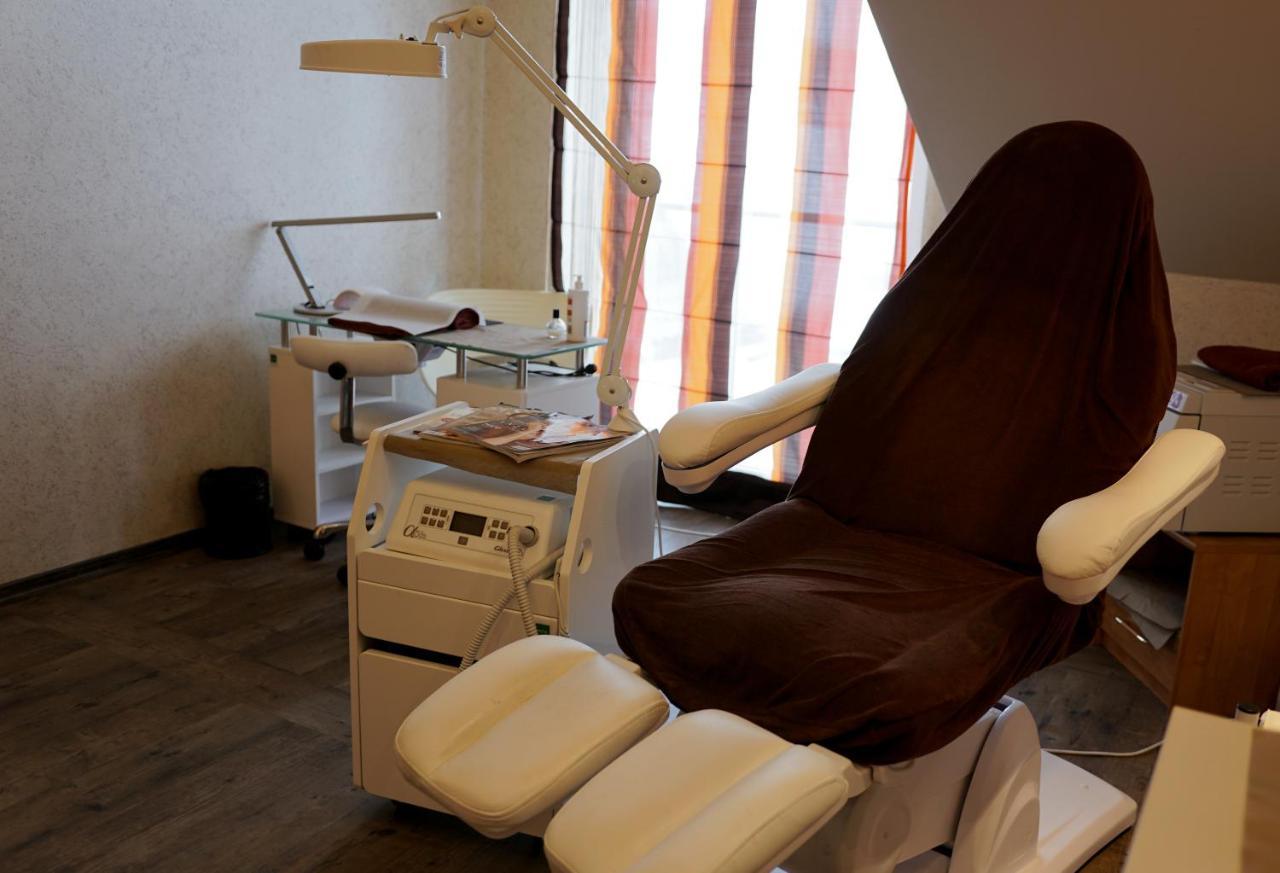 Hotel Olivia Medical Spa Skomielna Czarna Εξωτερικό φωτογραφία
