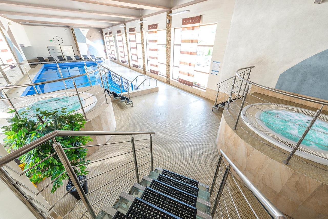 Hotel Olivia Medical Spa Skomielna Czarna Εξωτερικό φωτογραφία